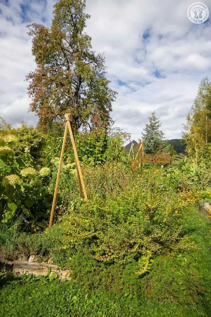 Les Perrelles Bed & Breakfast Bellecombe-en-Beauges 0*,