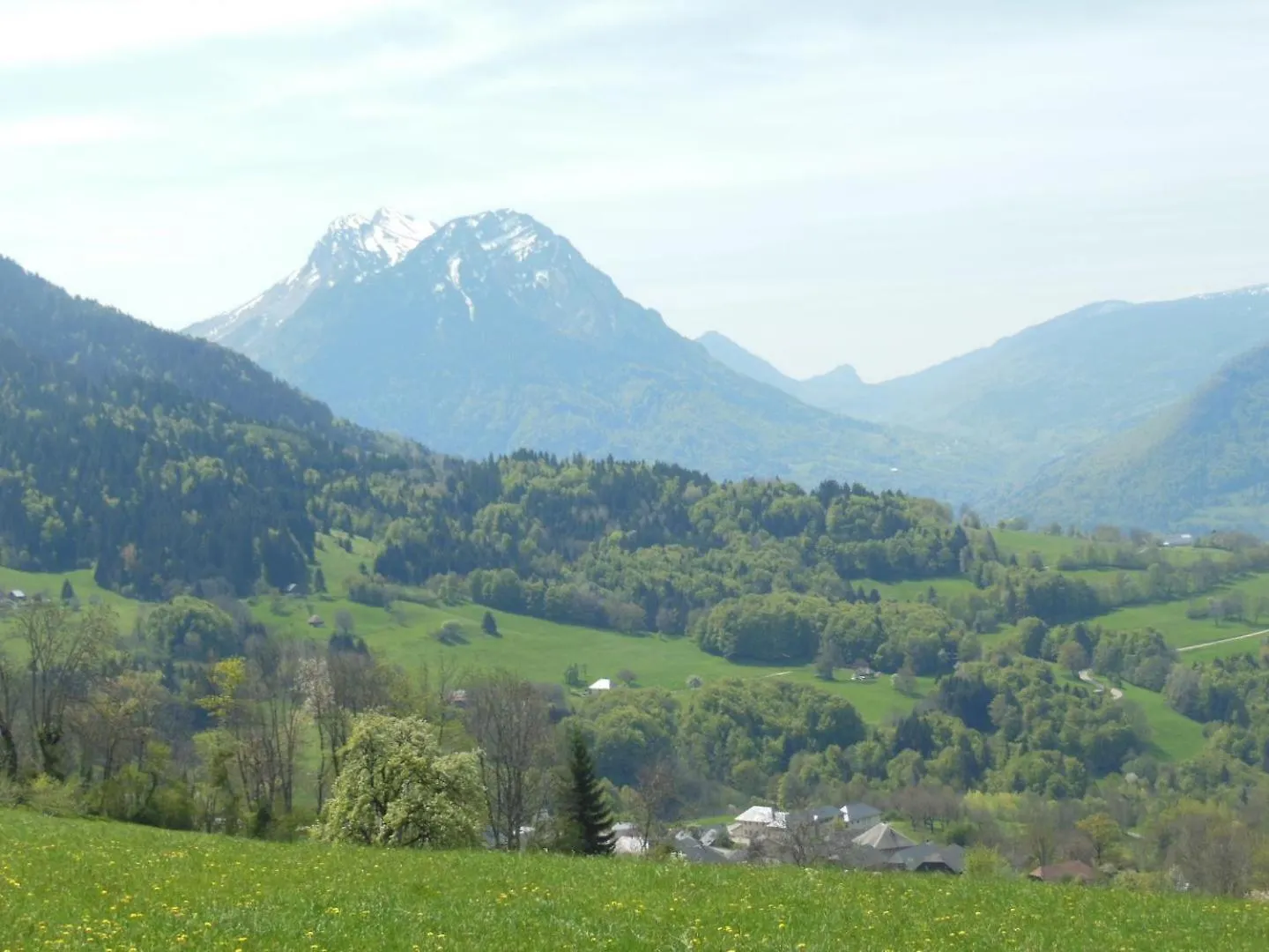 Les Perrelles Bed & Breakfast Bellecombe-en-Beauges